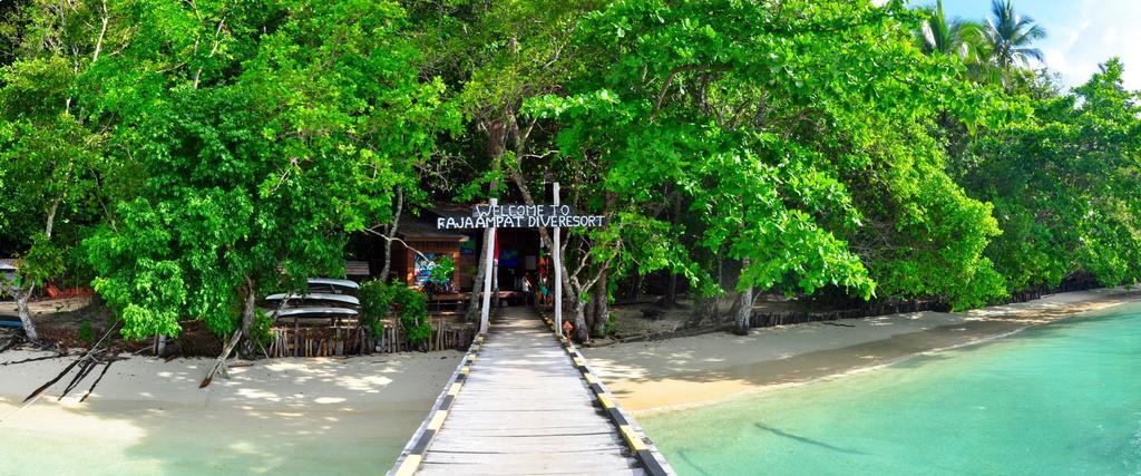 Raja Ampat Dive Resort Tapokreng ภายนอก รูปภาพ