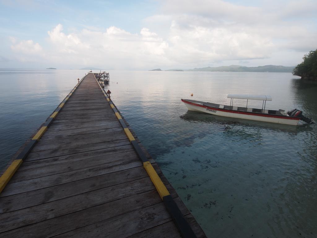 Raja Ampat Dive Resort Tapokreng ภายนอก รูปภาพ