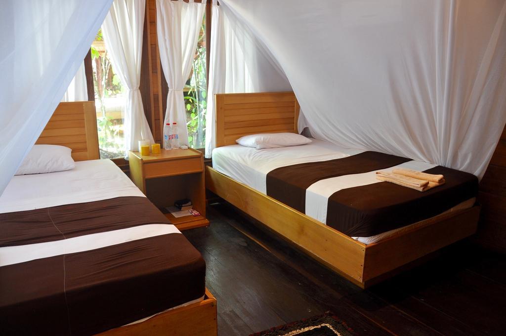 Raja Ampat Dive Resort Tapokreng ภายนอก รูปภาพ