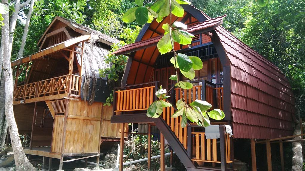 Raja Ampat Dive Resort Tapokreng ภายนอก รูปภาพ